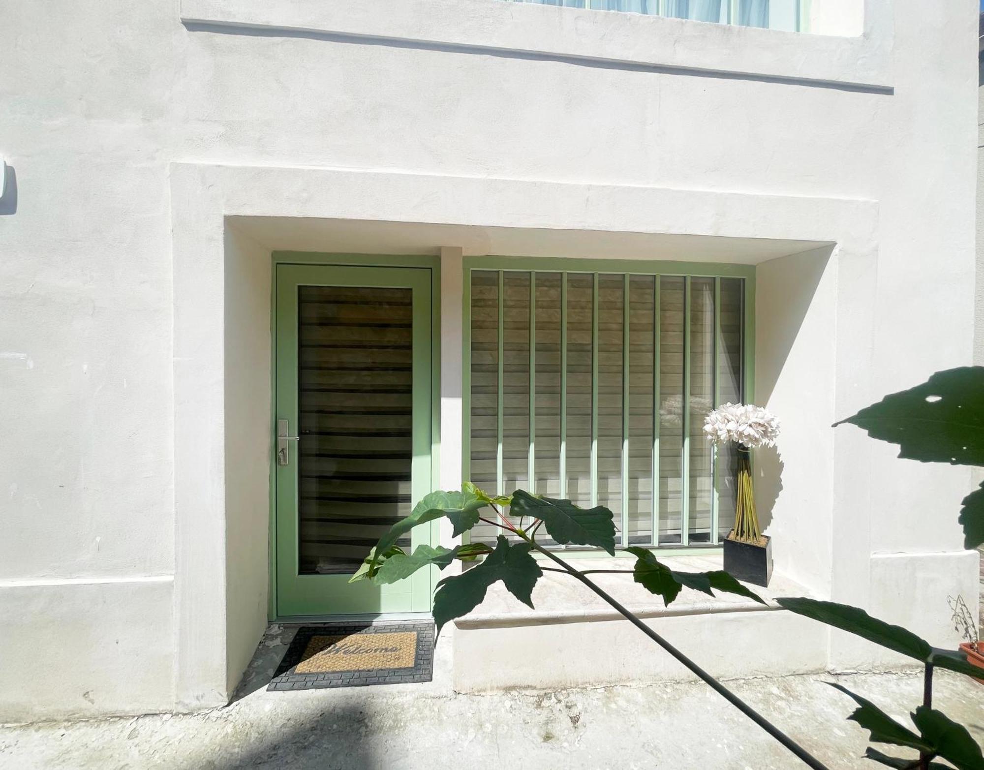Place Sainte Marguerite Provins Exterior foto